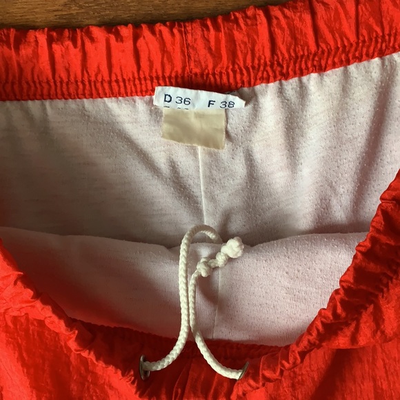 Vintage Sergio Tacchini Red Track Pants Joggers Windbreaker Bottom Zip Size 8 - Picture 4 of 12
